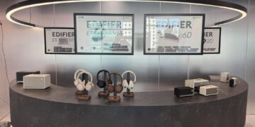 EDIFIER RA MẮT DẢI SẢN PHẨM MỚI ES SERIES TẠI SỰ KIỆN “30 NĂM VANG ÂM- TINH HOA CỔ ĐIỂN, CHẤT SỐNG HIỆN ĐẠI”