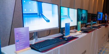 TP.HCM, Philips vừa tổ chức sự kiện ra mắt loạt màn hình LCD thế hệ mới, đánh dấu bước tiến lớn trong chiến lược phát triển sản phẩm công nghệ cao tại thị trường Việt Nam. 