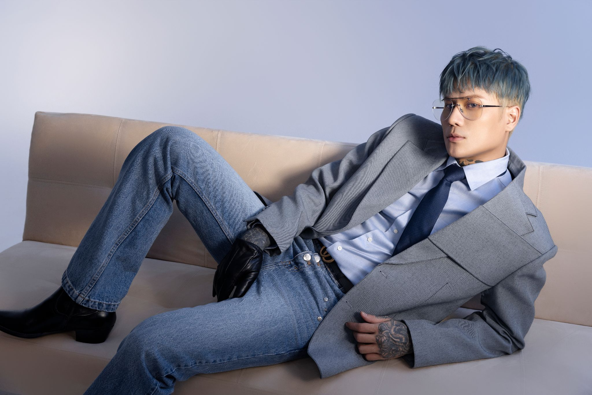 Hiện tượng Dickson “lột xác” với hình ảnh mới 