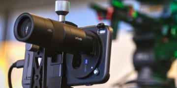 vivo X300 Series ra mắt tại Việt Nam: Bộ đôi vua camera ZEISS 200MP thiết lập tiêu chuẩn mới trong kỷ nhiếp ảnh di động 