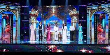 Ca sĩ Nam Cường nhớ lại mối tình đầu khi nghe Tuấn Tú hát Phượng Hồng