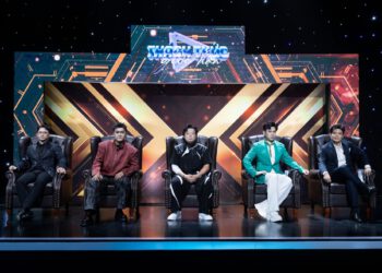 Producer Chí Tâm và Red được giám khảo Nguyễn Văn Chung tấm tắc khen khi làm mới ca khúc của nhạc sĩ Trịnh Công Sơn