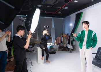 NGHỆ SĨ HUY CAO CHUẨN BỊ RA MẮT MV “BẮT ÁNH MẮT NỤ CƯỜI”: HÀNH TRÌNH TƯƠNG TƯ VỚI CÚ TWIST BẤT NGỜ