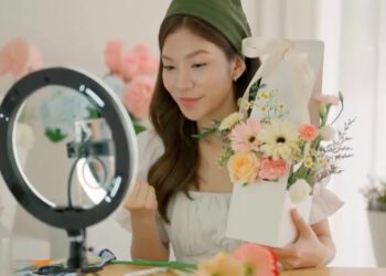 Câu Chuyện Cuộc Sống: Sử dụng thiết bị công nghệ một cách có ý thức 