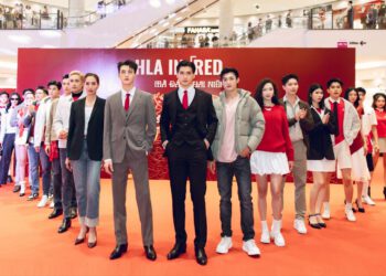 Nâng tầm phong cách thời trang Tết Việt với BST “HLA In Red”