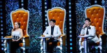 Ca sĩ Long Nhật khóc như mưa khi nghe Trần Tuấn Kha hát