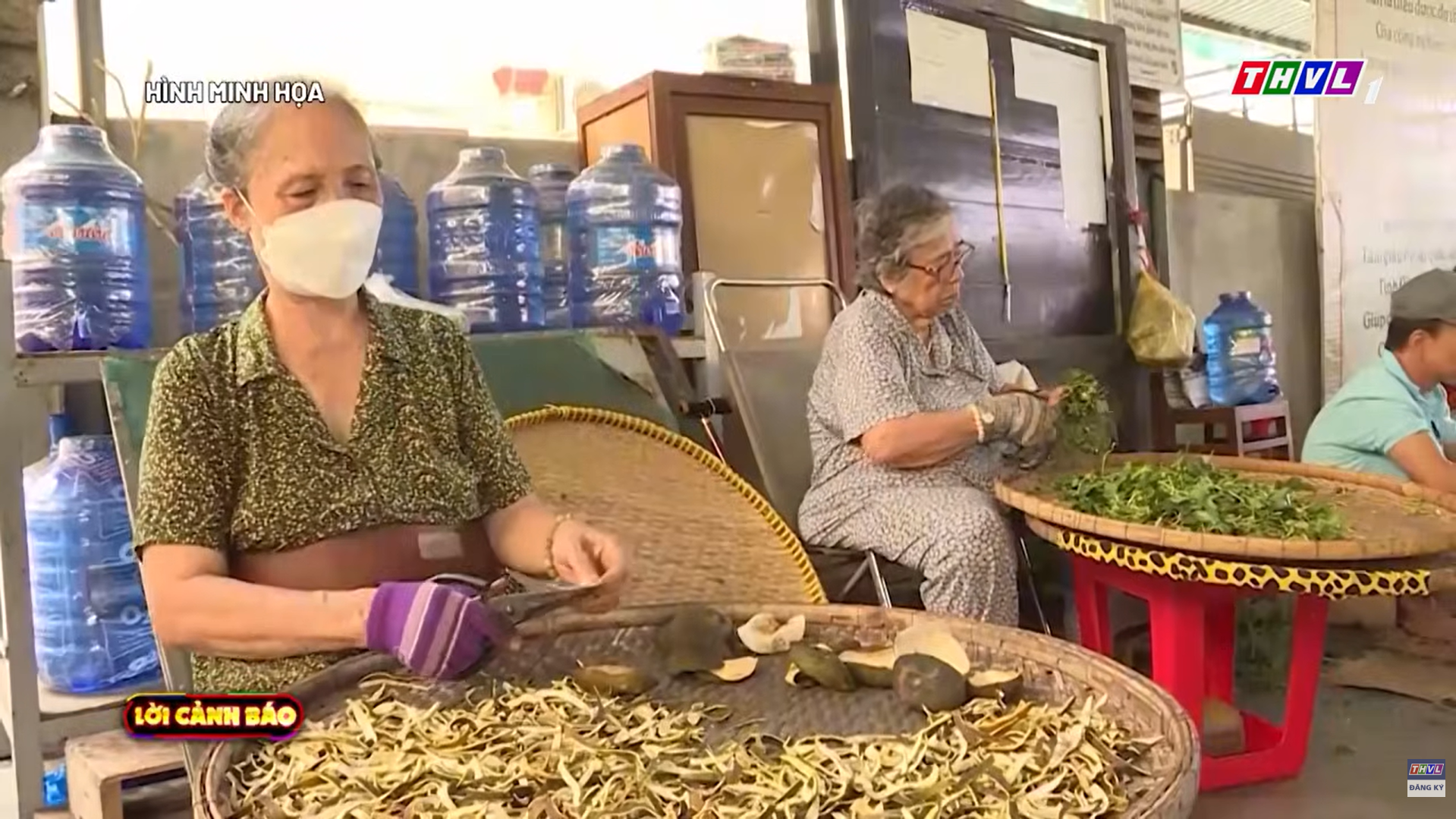 Lời Cảnh Báo: Mạo danh nhân viên ngân hàng hỗ trợ ‘hủy dịch vụ lạ’