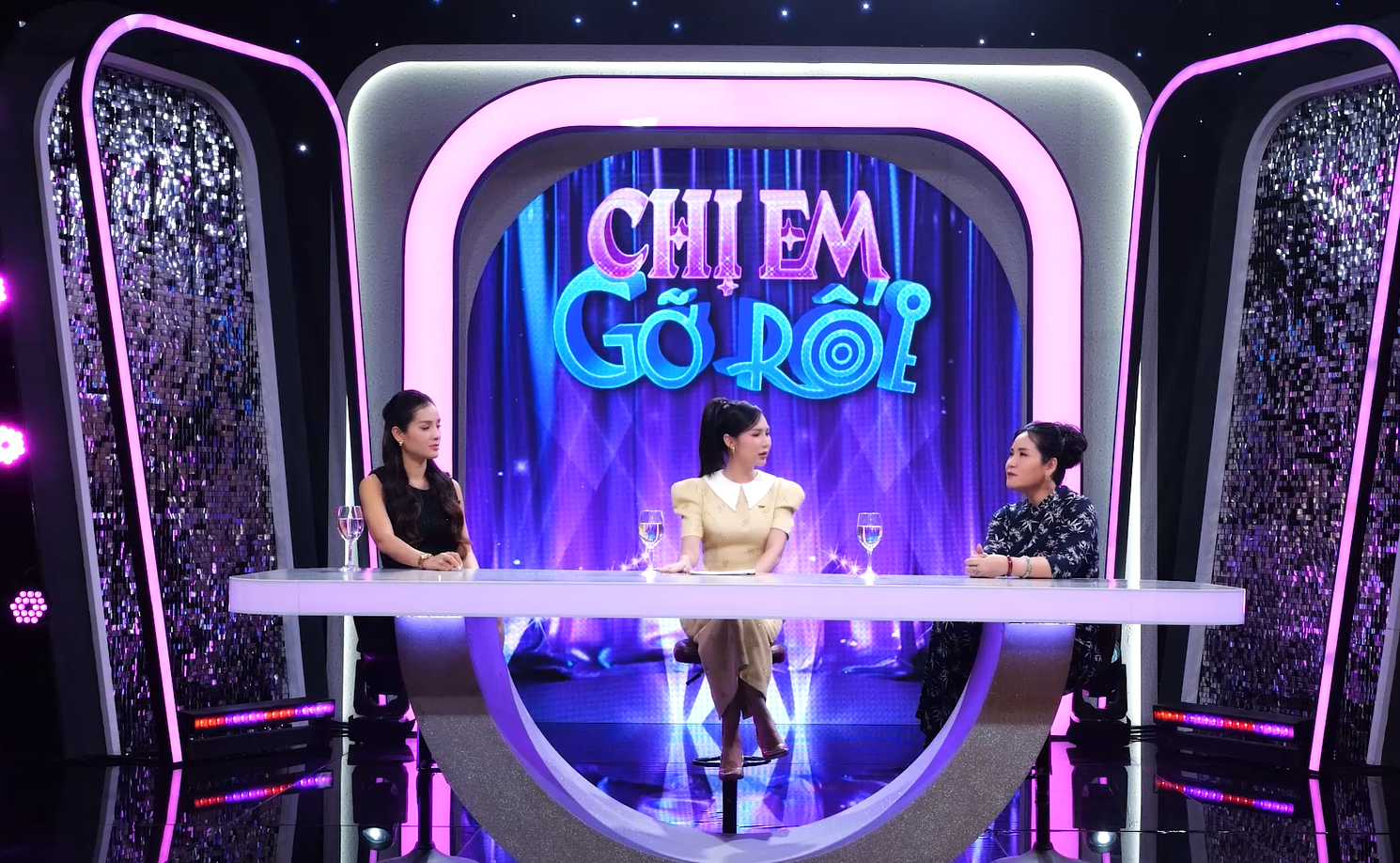 Chị Em Gỡ Rối: Phân tích tâm lý “Lạc hướng” và ranh giới giữa hy sinh và bạc nhược trong hôn nhân