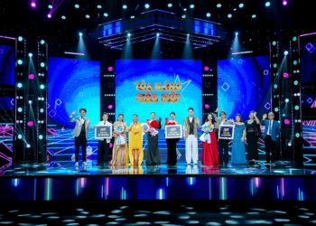 Chiến lược dàn dựng và kỹ nghệ trình diễn tích hợp: Giải mã ngôi vương của Trân Oanh – Thủy Tiên