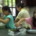 Câu Chuyện Cuộc Sống: Điểm tựa gia đình và năng lực tự vệ của trẻ trong xã hội hiện đại