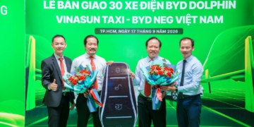 BYD NEG bàn giao 30 xe điện BYD Dolphin cho Vinasun Taxi: Bước tiến điện hóa giao thông công cộng