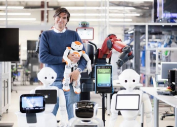 FAU đón nhận khoản tài trợ 500.000 USD từ NSF để thúc đẩy đào tạo nhân lực AI và Robotics