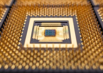 Cổ phiếu chip AI bị bán tháo mạnh bất chấp nền tảng thị trường vẫn vững chắc